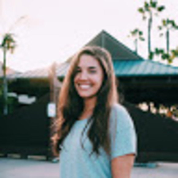 Meet your Posher, Claire - Picture 1 of 1